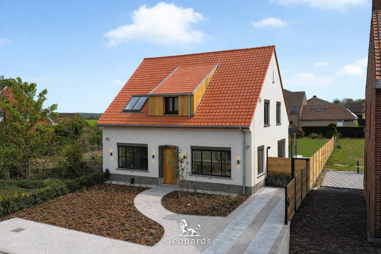 2e8085e71148435d83c99e8f84f9212b